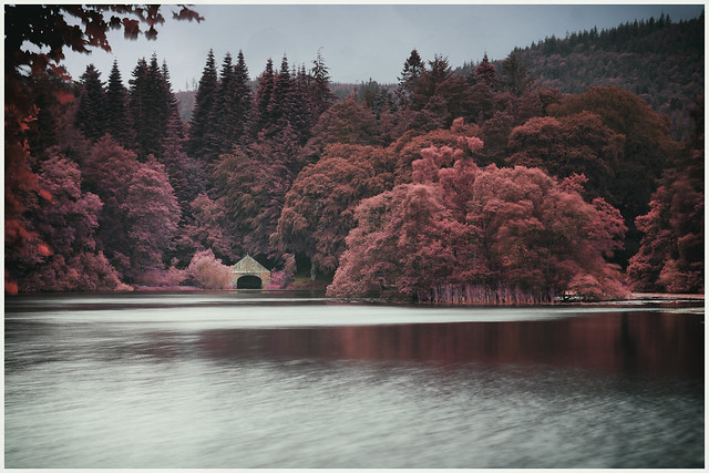Bowhill boathouse