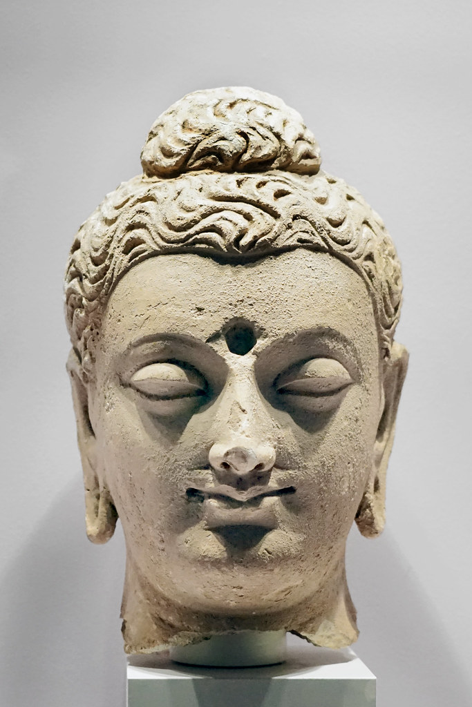 Tête de Bouddha (Musée Guimet / MNAAG, Paris)