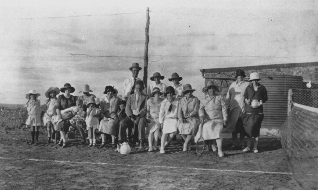Crowd at the tennis, Birdsville, April 1927