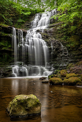 settle england unitedkingdom scaleber force waterfall long exposure yorkshire dales landscape