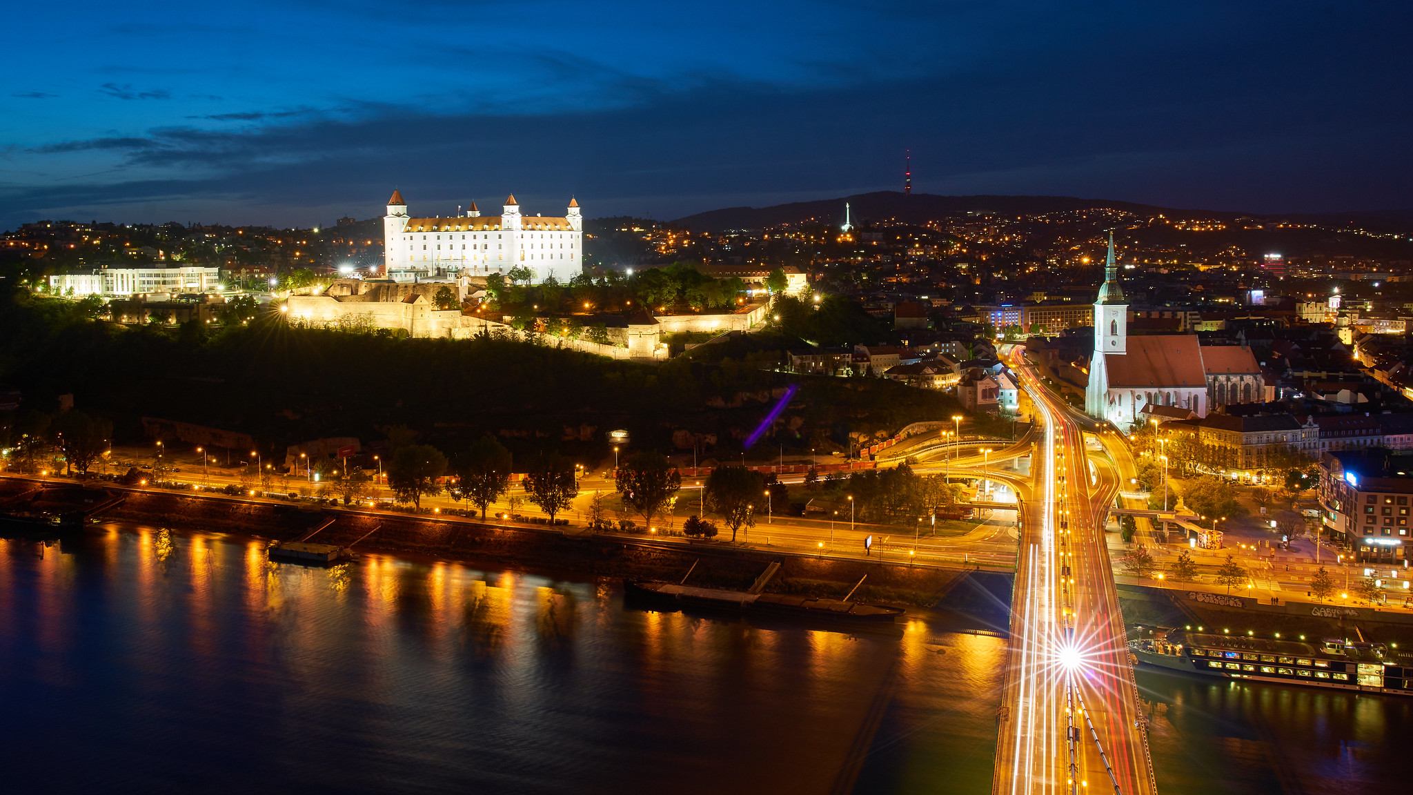 Bratislava Night