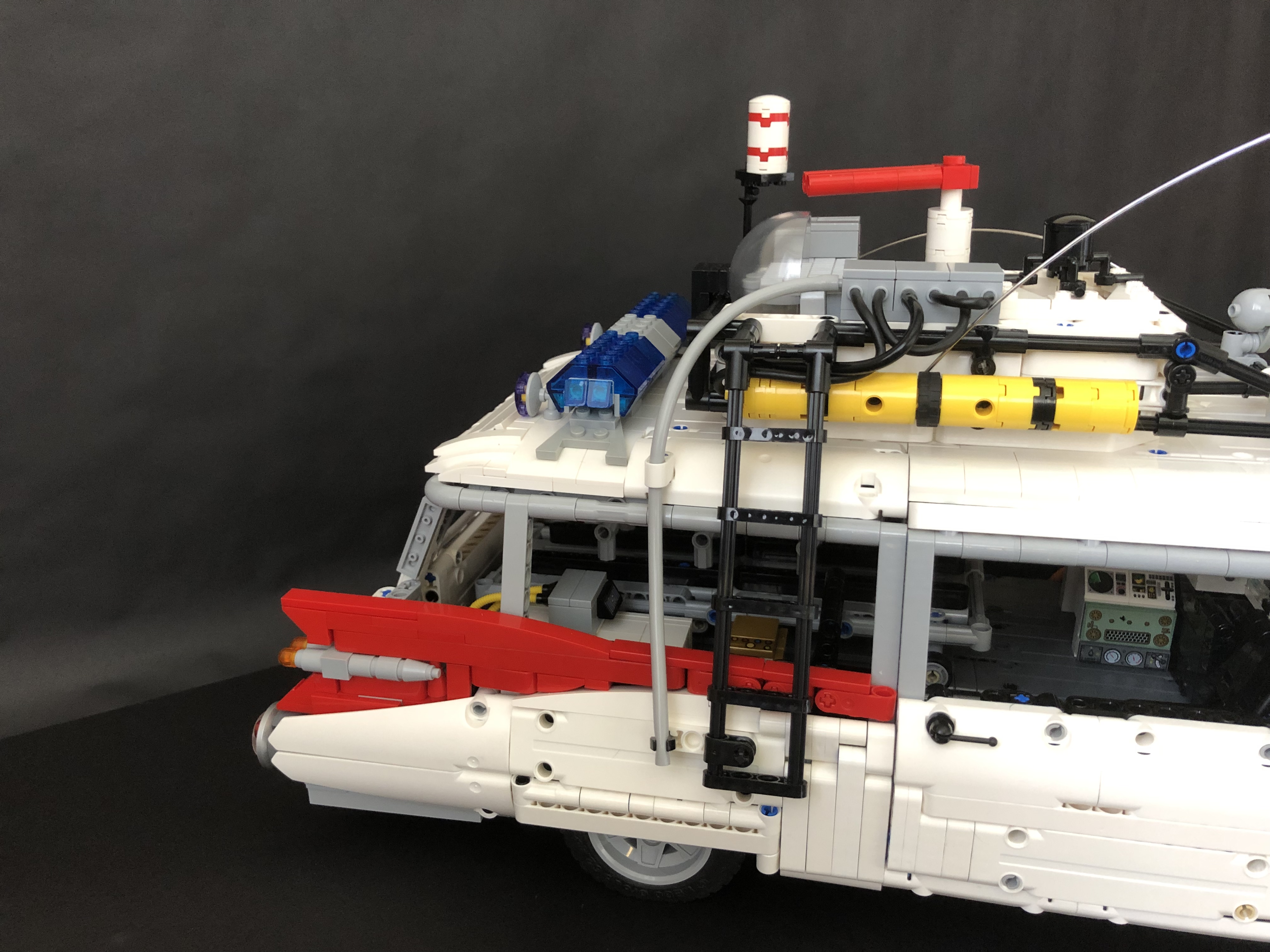 Ghostbusters Ecto1