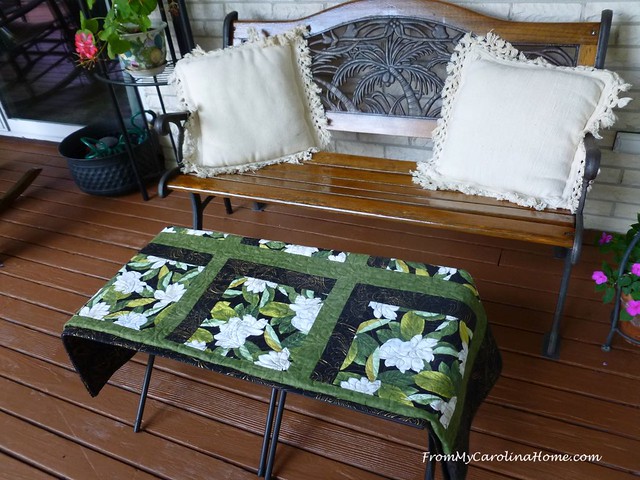 Black Metal Ottoman Project at FromMyCarolinaHome.com