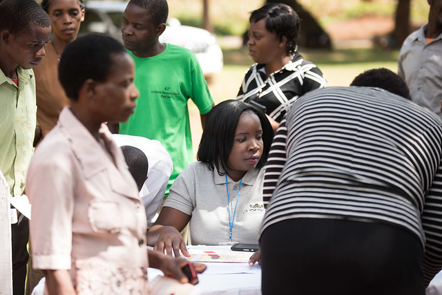 Day 2: IITA DG, Nteranya Sanginga visits IITA Malawi