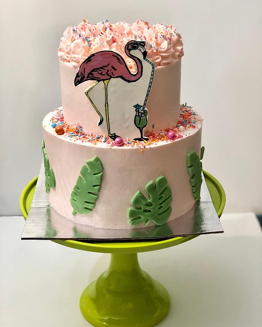 Cake by LoveLee Bakeshop