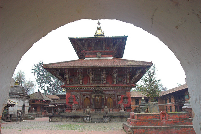 Nepal - Bhaktapur - Changu Narayan Temple 03