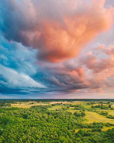 sunset sun evening clouds sky green city alytus county forest wide vertical panorama aerial lithuania drone mavic2 mavic2pro lietuva europe l1d20c hasselblad dronas djieurope aerialphotography dji mavic pro djiglobal 2 djimavic2pro mavicpro2 birdseye 365days 3652019 365 project365 194365
