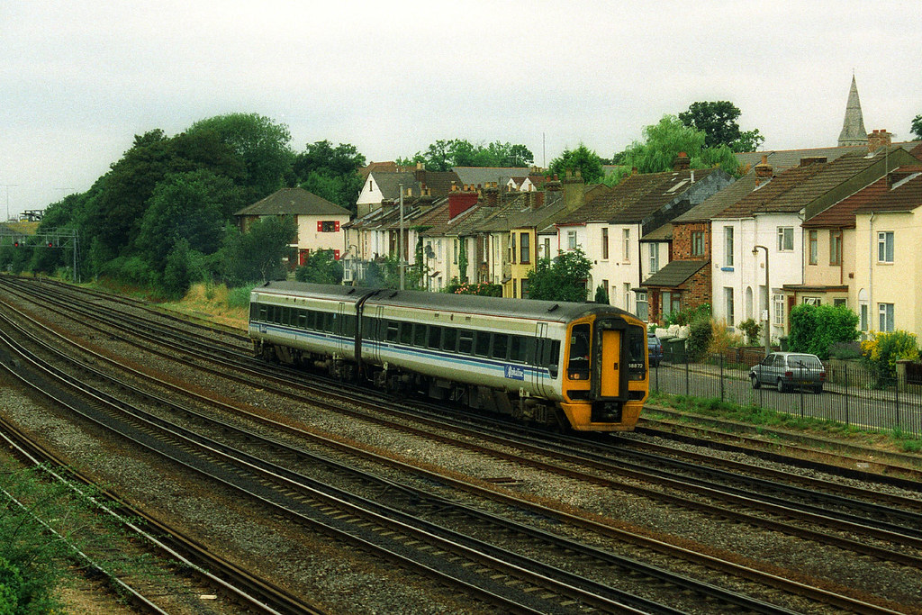 158872, Southampton Central, August 24th 2000