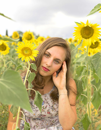 me selfportrait myself girl italiangirl sunflowers sunflower sun tuscany toscana italy