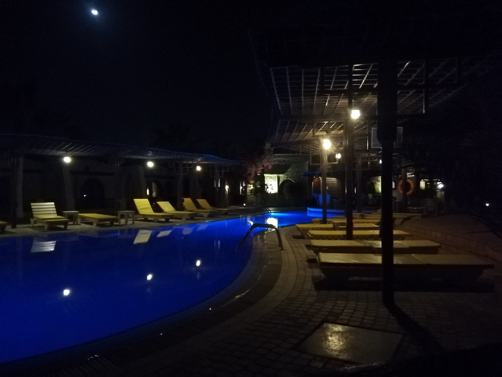 Nighty pool