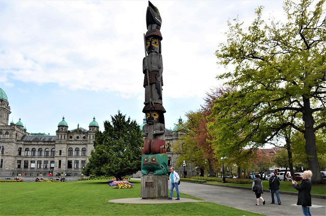 British Columbia, Victoria, Knowledge Totem Pole