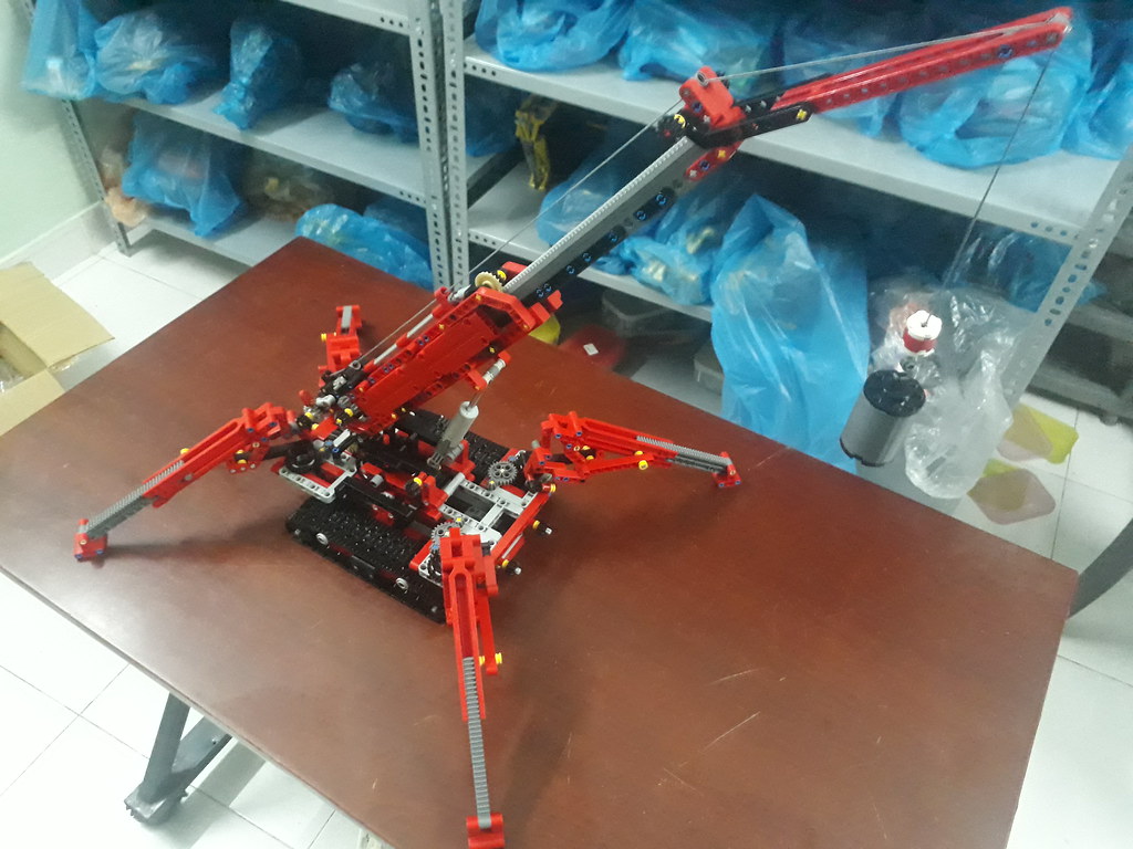 42097 Spider Crane MODs and Improvements - LEGO Technic 
