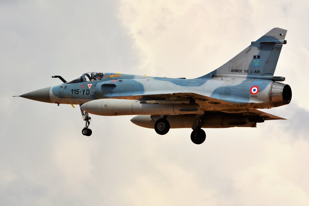 Mirage 2000 115-YD en approche Base 105 Evreux