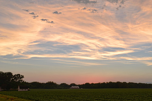 sky clouds cloud cloudy sunset sun illinois pretty barn field