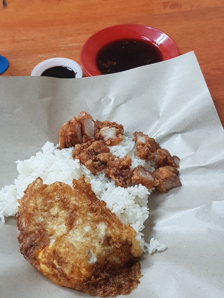 吃霸炸肉饭 Fried Pork Rice rm$8 @ 吃霸 Whose Kitchen at Wisma Cosway, Kuala Lumpur