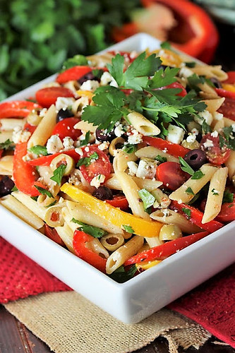 Pepper-Olive-Pasta-Toss-Easy-Dinner-Image
