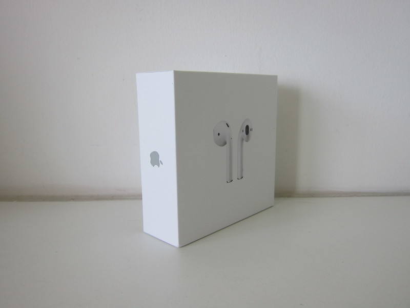 Apple AirPods (2019) With Wireless Charging Case - Box
