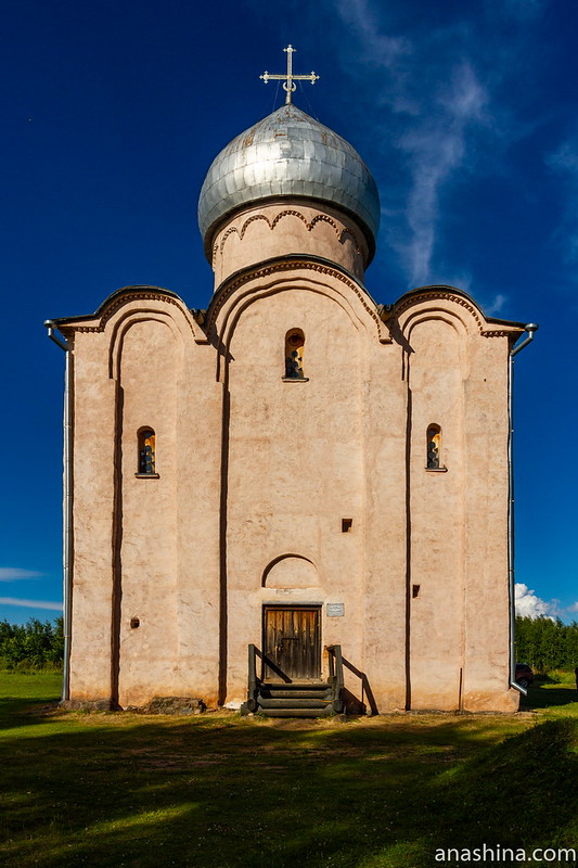 Церковь Спасо-Преображения на Нередице, Великий Новгород