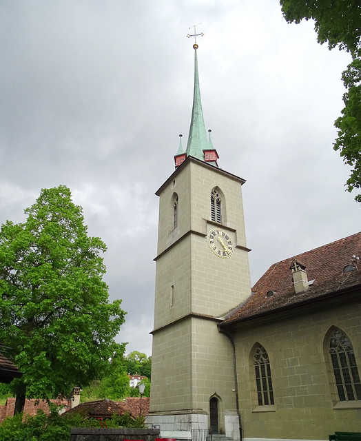 torre exterior Iglesia de Nydegg Berna Suiza 02
