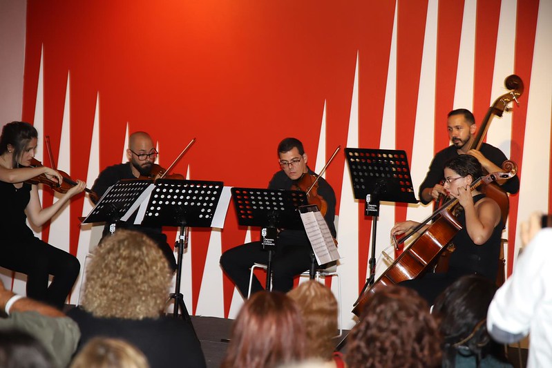 Orquesta Clásica de Lanzarote- Aires desde  la Otra Orilla