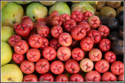 panneerapple fruits yelagiri hills nature india tamilnadu canoneos6dmarkii tamronef28300mm