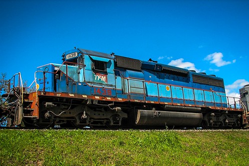 locomotive train sd40 emd tfm