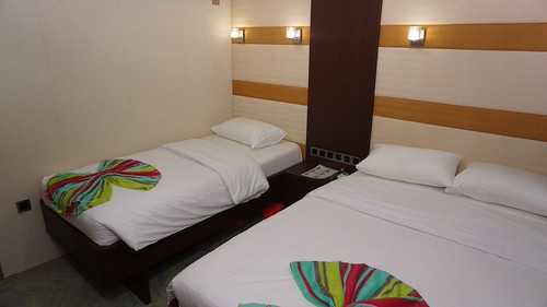 Emperor Serenity double cabin © John Bakker Divemood