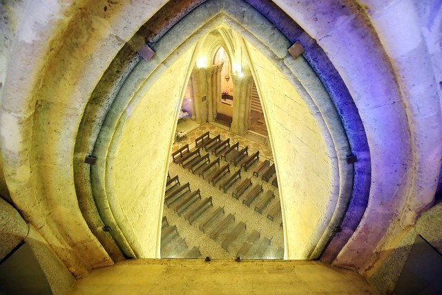 Vue sur la crypte de la Basilique de Sagrada Familia,  Barcelone