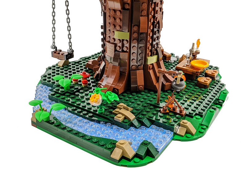 21318: LEGO Ideas Treehouse Review