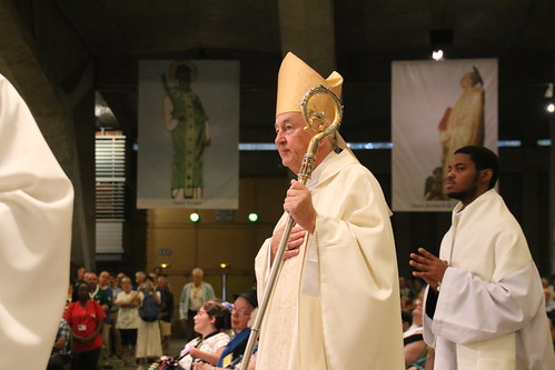 Cardinal Vincent celebrating International Mass (Photos from the Mass: Marc Hanson)