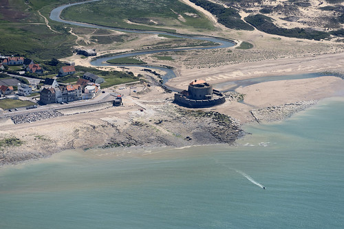ambleteuse france french coast coastline pasdecalais seaside fort mahon above aerial nikon d810 hires highresolution hirez highdefinition hidef skyview aerialimage aerialphotography aerialimagesuk aerialview drone viewfromplane johnfieldingaerialimages fullformat johnfieldingaerialimage johnfielding fromtheair fromthesky flyingover fullframe cidessus antenne hauterésolution hautedéfinition vueaérienne imageaérienne photographieaérienne vuedavion delair