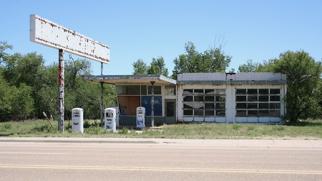 Chevron Gas Station & Garage