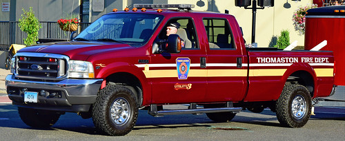 fire truck ct parade tunxis unionville farmington ford pickup thomaston