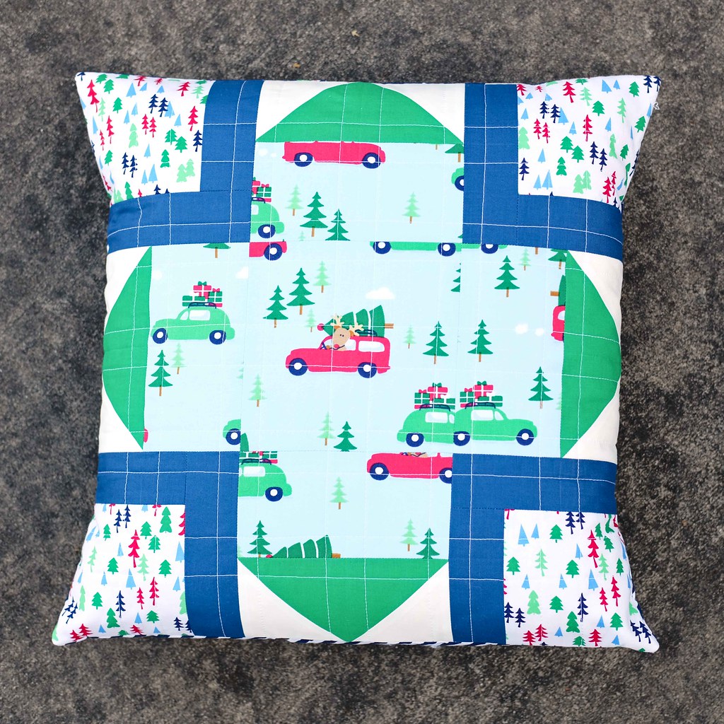 Home for the Holidays Pillows - Kitchen Table Quilting