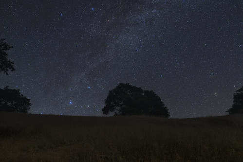 lakesonoma landscape night sky stars hills trees milkyway constellation cassiopeia sonomacounty california astrometrydotnet:id=nova3510324 astrometrydotnet:status=solved