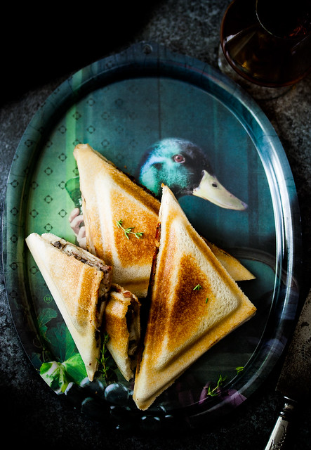 Bikini de Tartufo: truffled cheese and ham toasted sandwich