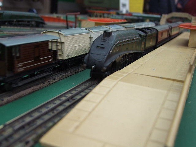 Hornby Dublo Class A4 model steam locomotive 12-08-18