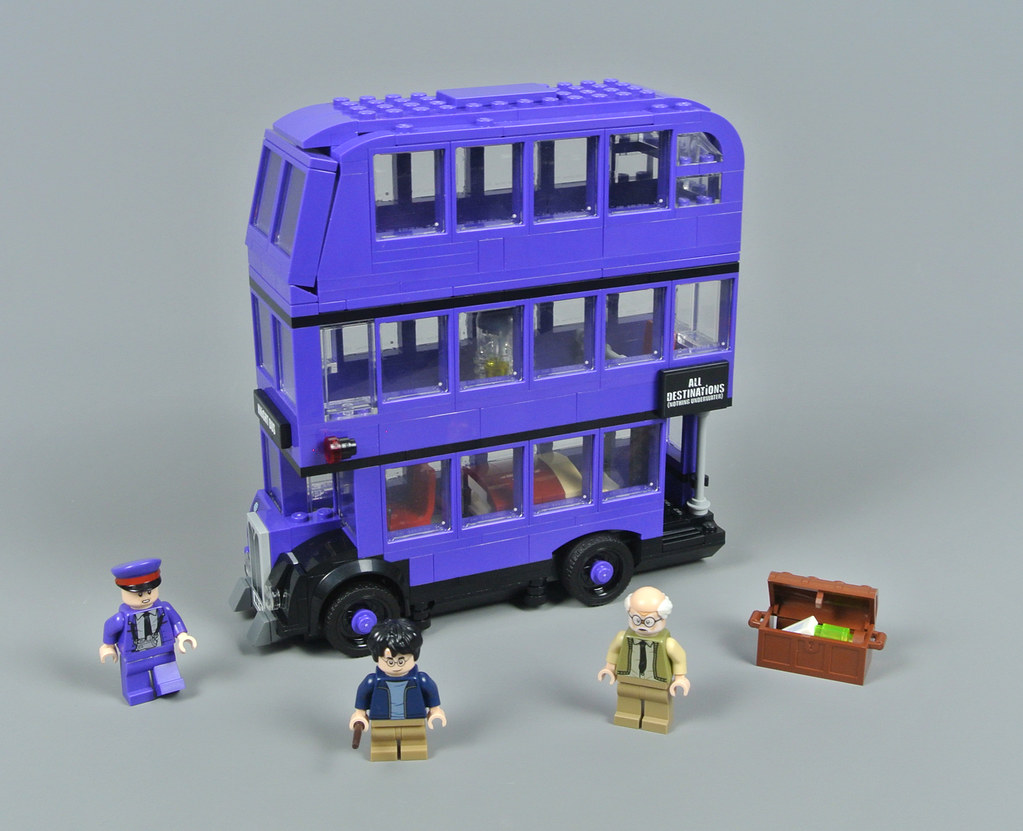 Calibre Boost vej LEGO 75957 The Knight Bus review | Brickset
