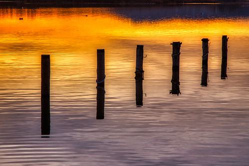 canon 6d ef24105f4l 24105f4l ammersee germany water sunset poles reflexion color