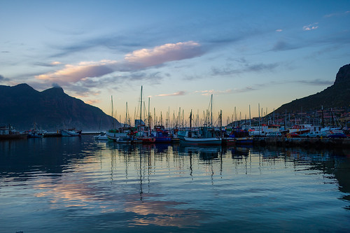 wideopen distagon lightandshadow travel hafen blauestunde sunrise dusk nikon mornings flickr capetown carlzeiss carlzeisslenses distagont1435zf2 harbour houtbay sea ships southafrica bluehour distagont1435