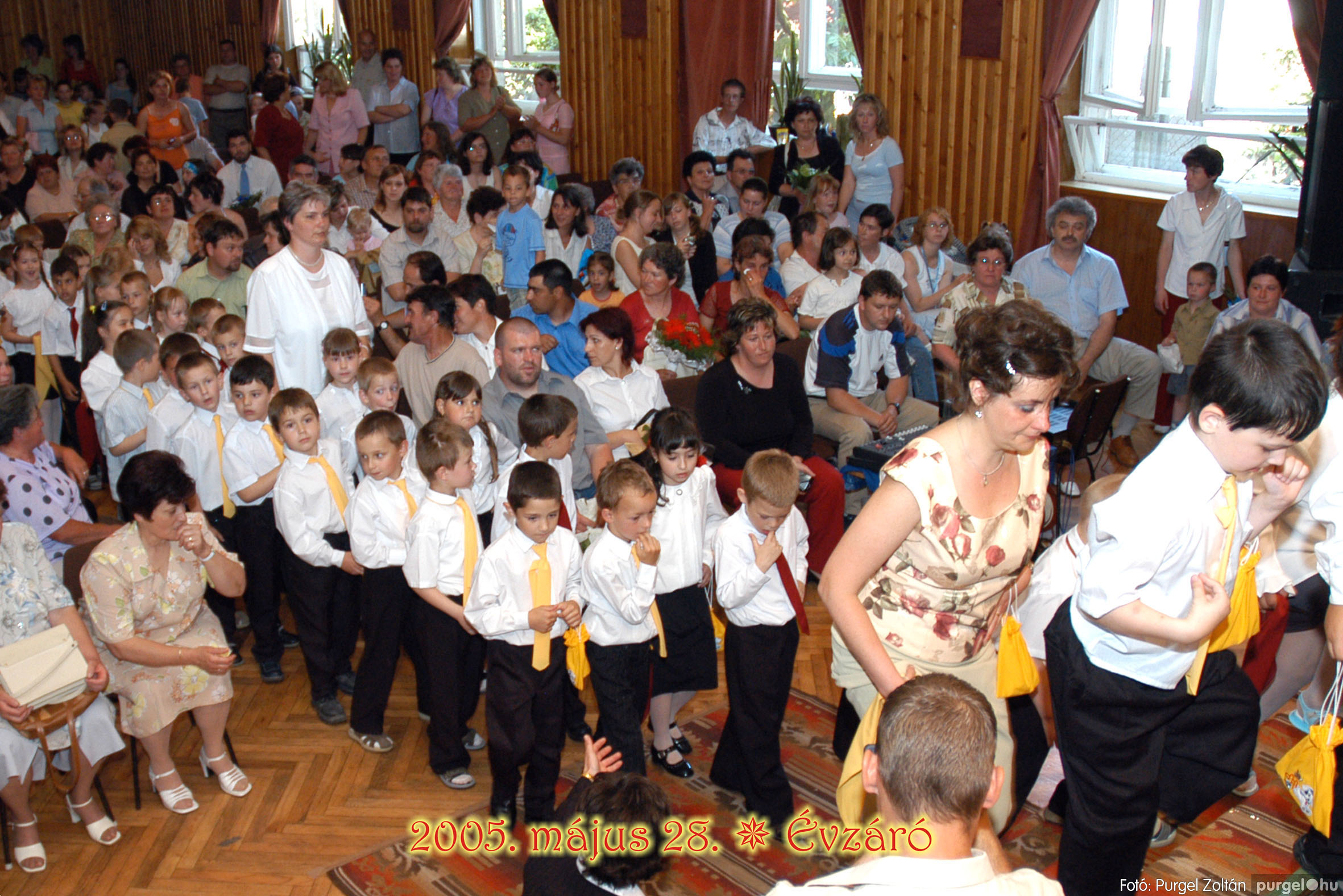 2005.05.28. 145 Kurca-parti Óvoda évzáró - Ficánka és Menő-Manó csoportok - Fotó：PURGEL ZOLTÁN© 703.jpg