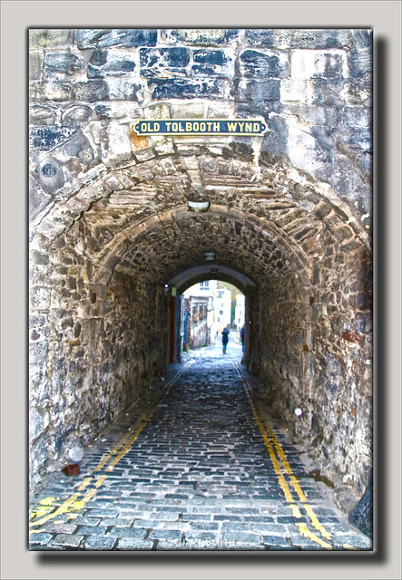 Old Tolbooth Wynd, The Royal Mile, Canongate, Edinburgh, Scotland UK