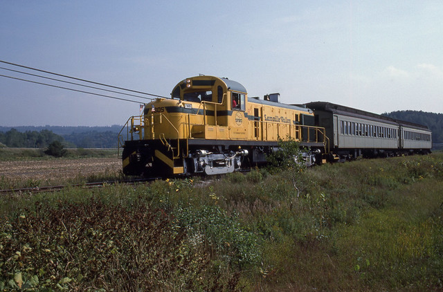 LVRC Lamoille Valley Railroad RS-3 #7805 Wolcott, VT 09-18-92