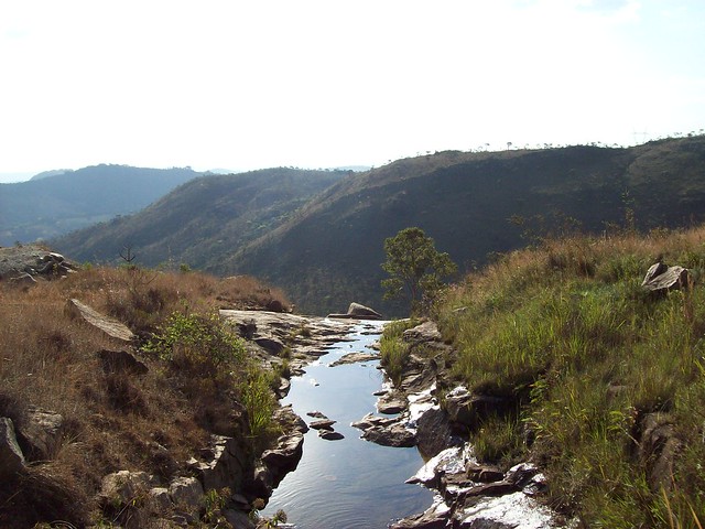 Serra da Moeda - Estrada entre Moeda e a BR-040