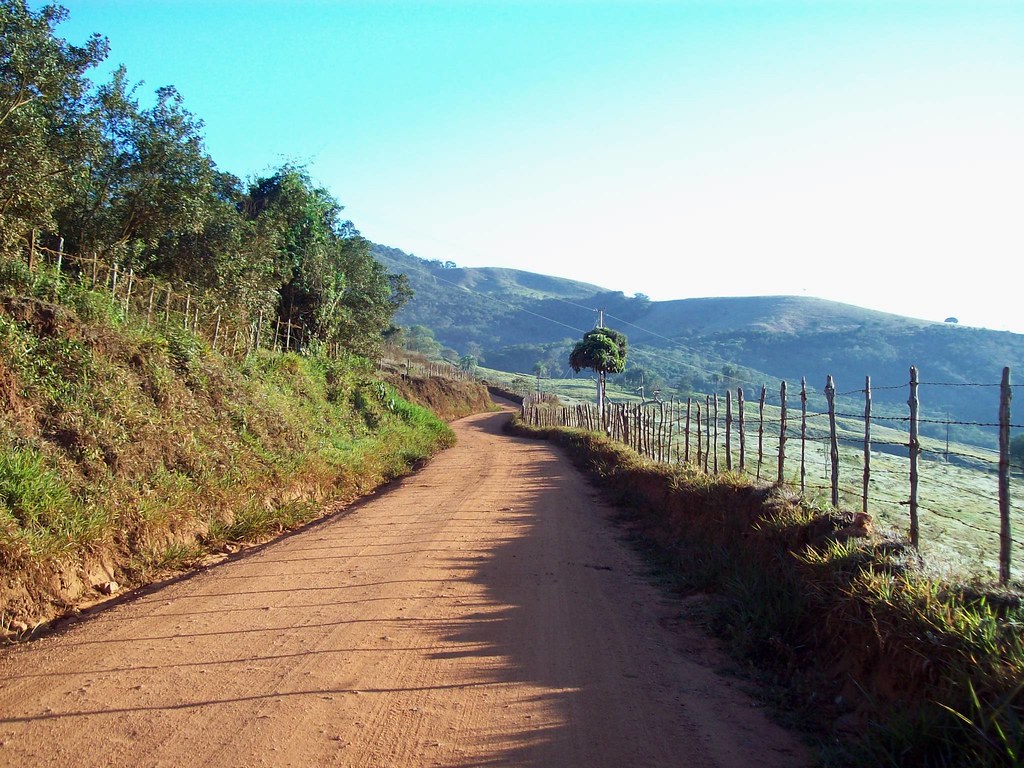 Estrada entre Itambé do Mato Dentro e Morro do Pilar