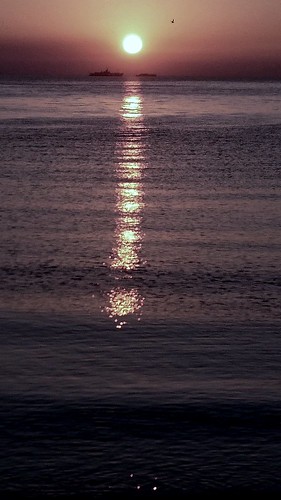 sundown ship boat sunset marine reflection wave sea sunlight seaview coast horizon seascape sky twilight