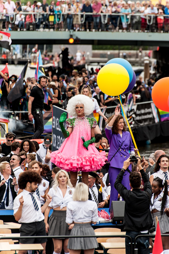 AMSTERDAM GAY PRIDE 2015 / canal parade 10 - YouTube