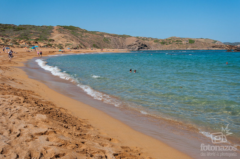 La playa roja de Cavalleria al norte de Menorca