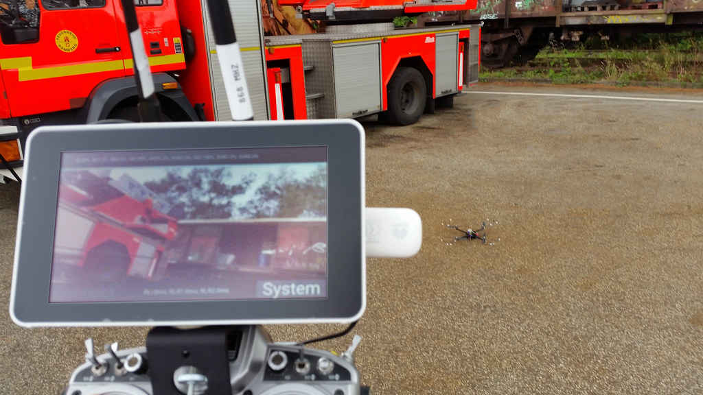 Sub 250g mini drone with HyraCom