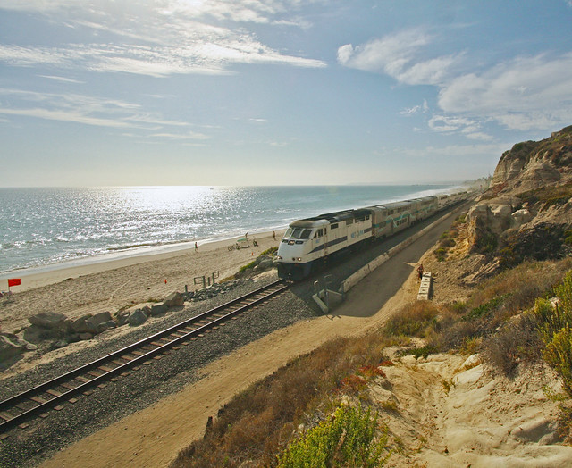 Metrolink 602 at Calafia Beach (San Clemente, CA)